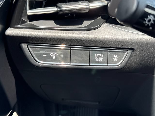 Used 2023 Kia Niro LX FWD image 43