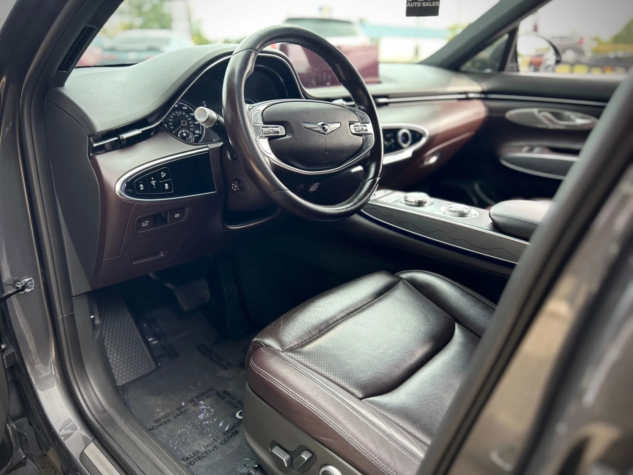 Used 2022 Genesis GV70 2.5T w/ Advanced Package image 15