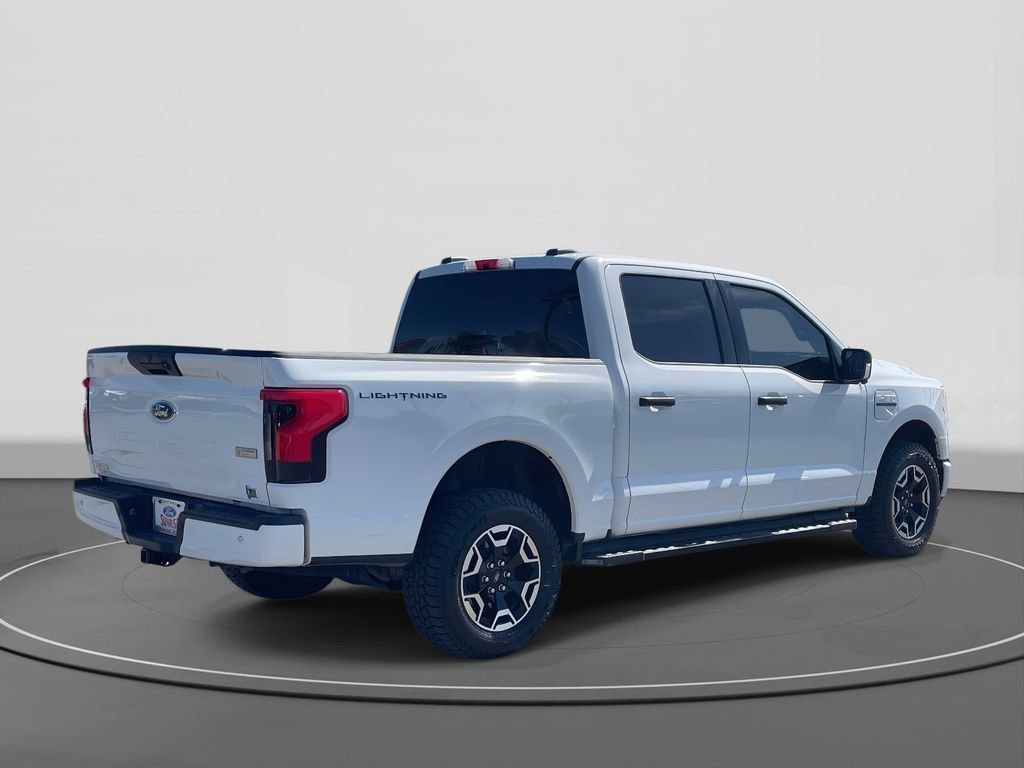 Certified 2022 Ford F150 Lightning XLT w/ Tow Technology Package image 7