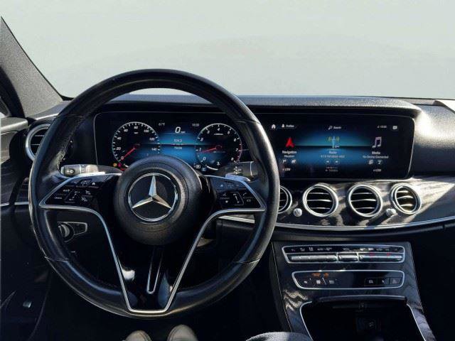 Used 2022 Mercedes-Benz E 350 4MATIC Sedan image 27