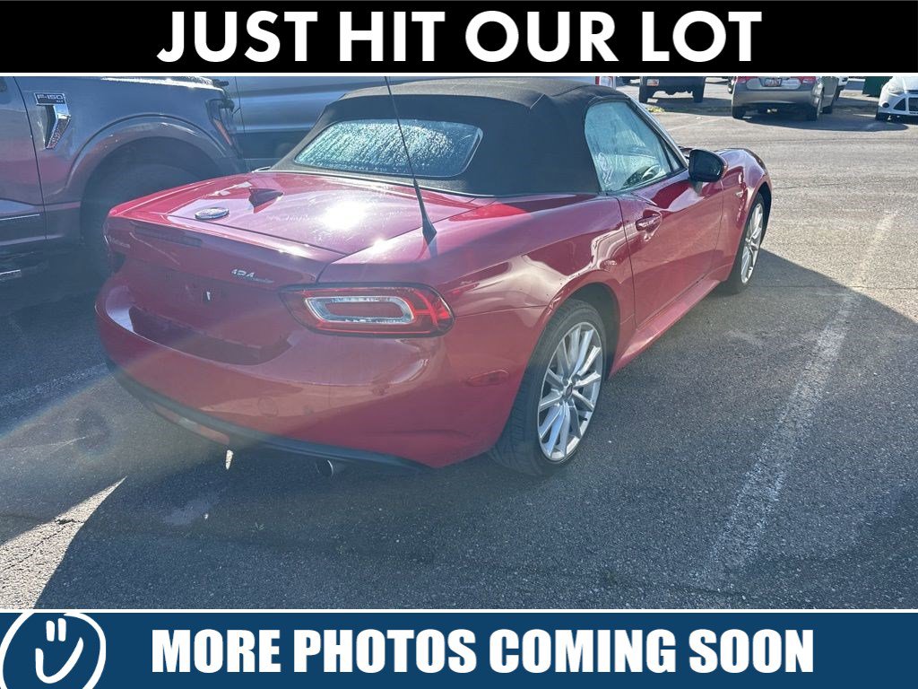 Used 2017 FIAT 124 Spider Lusso image 8
