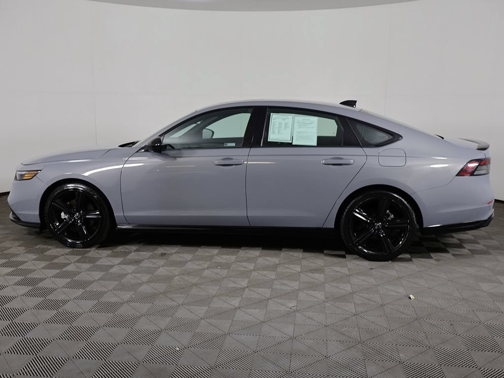 Used 2023 Honda Accord Sport image 17