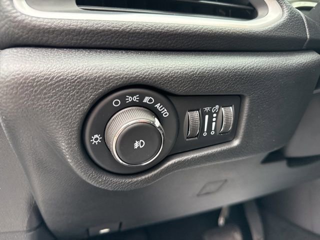 New 2026 Chrysler Pacifica Select image 23