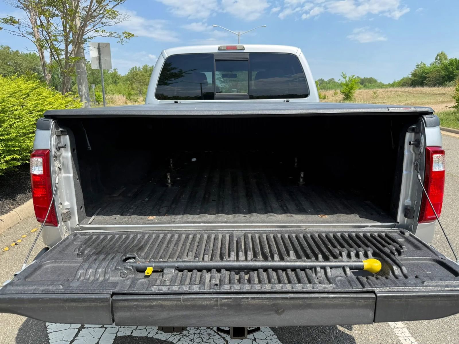 Used 2011 Ford F250 Lariat w/ Lariat Ultimate Pkg AWD/4WD image 19
