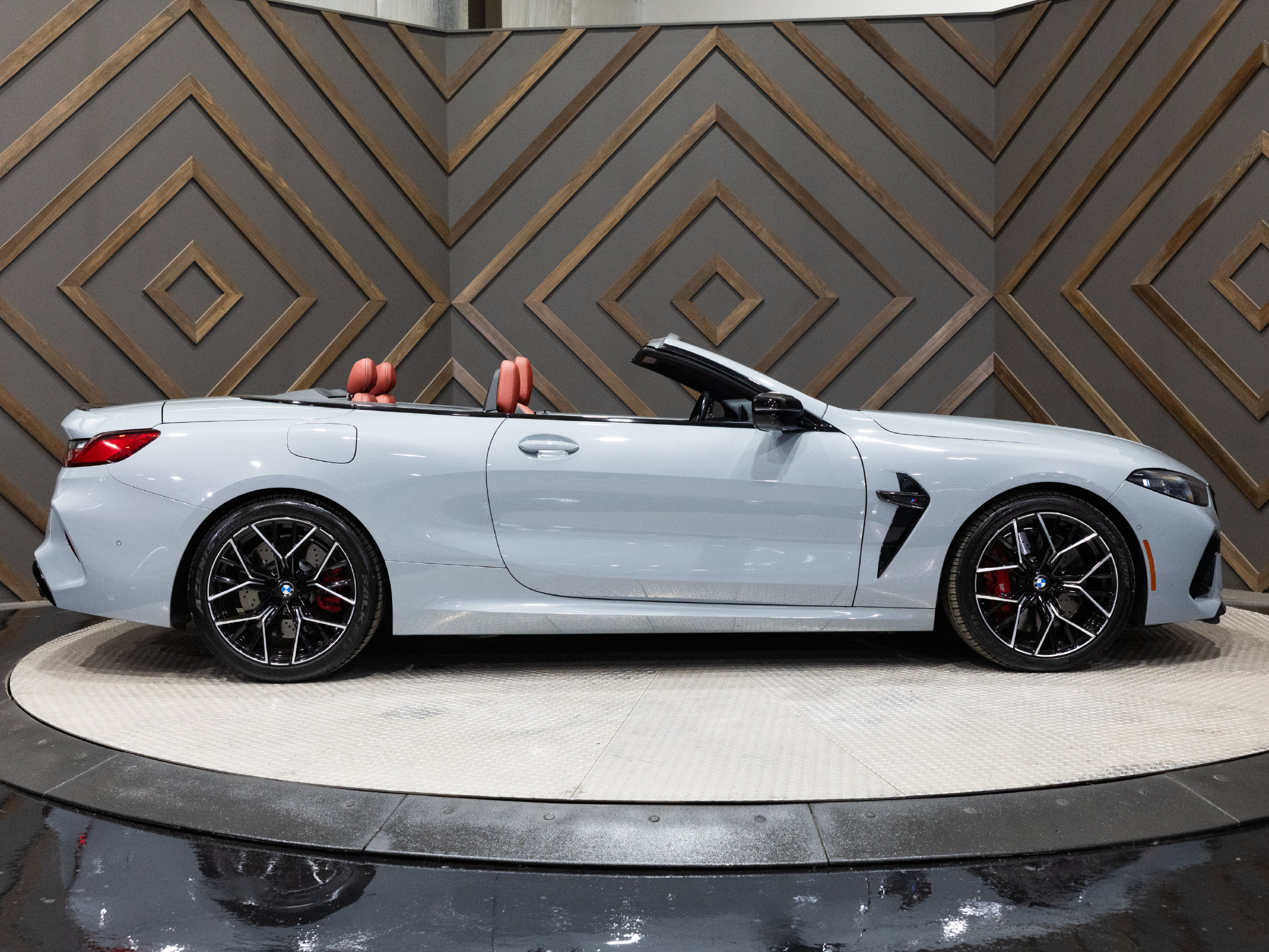 Used 2024 BMW M8 Competition AWD/4WD image 13