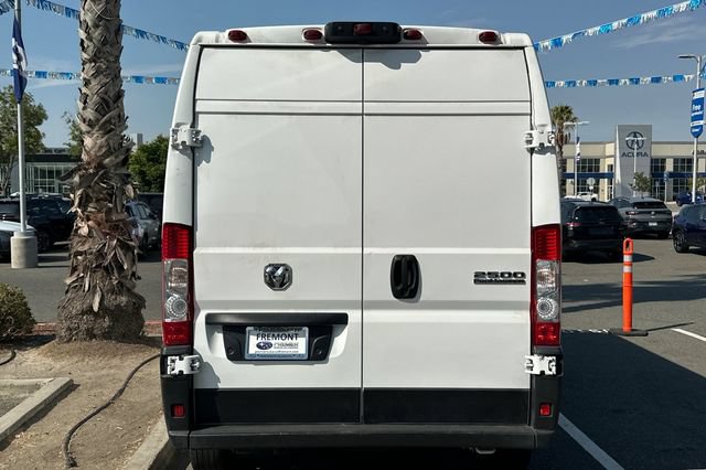 Used 2025 RAM ProMaster 2500 w/ Convenience Group FWD image 6