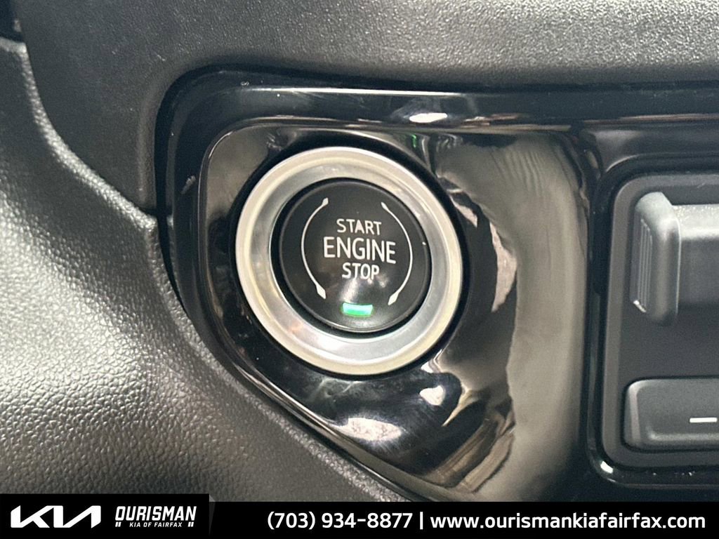 Used 2022 Chevrolet Silverado 1500 LT image 14