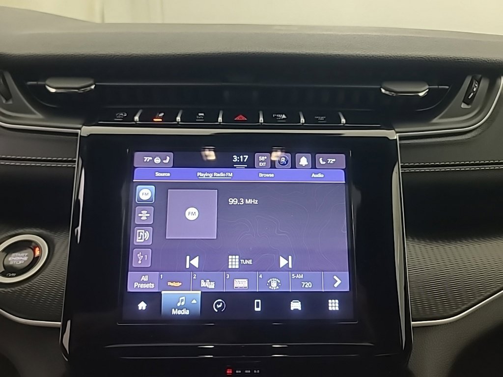 Used 2025 Jeep Grand Cherokee Laredo X w/ Luxury Tech Group I AWD/4WD image 34