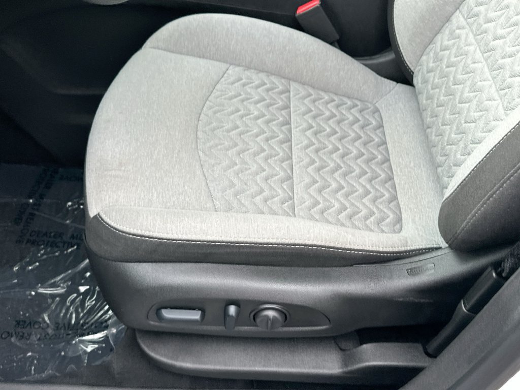 Certified 2024 Chevrolet Equinox LS w/ LS Convenience Package FWD image 18