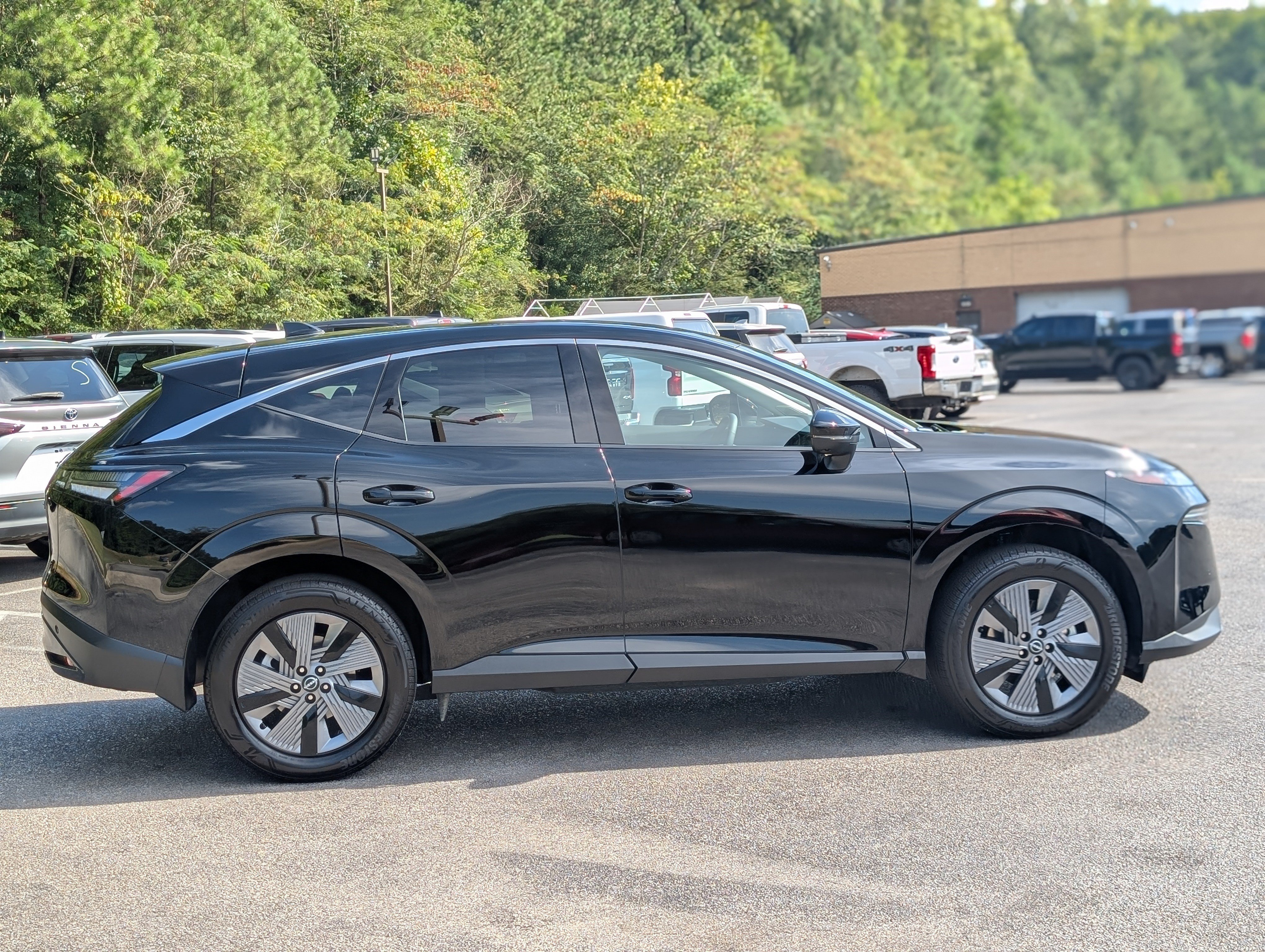 Used 2026 Nissan Murano SL AWD/4WD image 10
