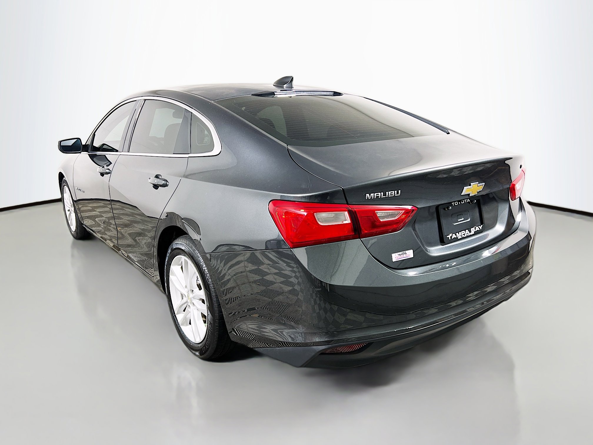 Used 2016 Chevrolet Malibu LT FWD image 8