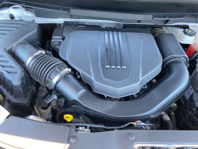 Certified 2025 Chevrolet Traverse LT FWD image 24