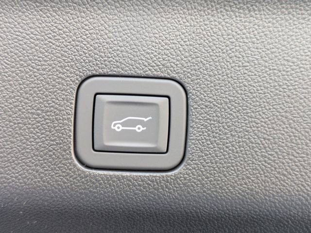 New 2026 GMC Yukon XL Denali w/ Sun & Power Step Package image 14