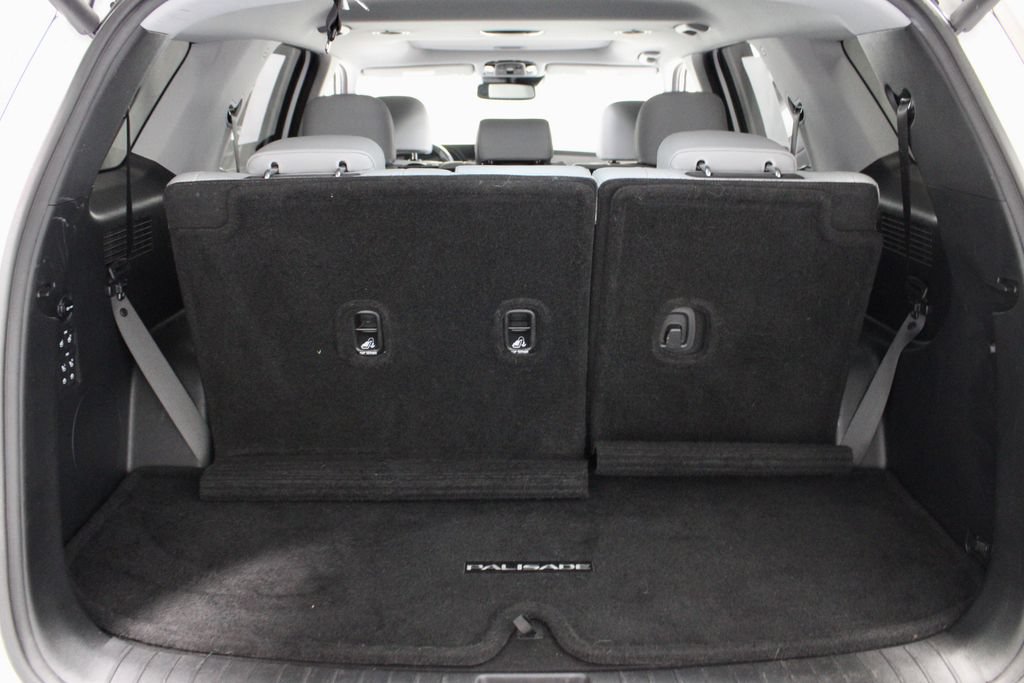 Used 2022 Hyundai Palisade SEL w/ 8P Bench Seat Package AWD/4WD image 15