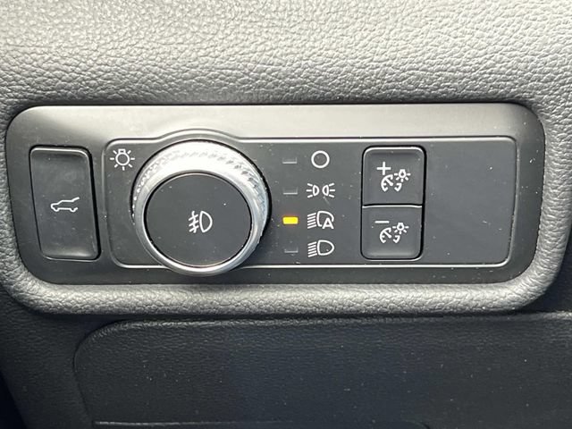 Used 2020 Ford Explorer Limited RWD image 37