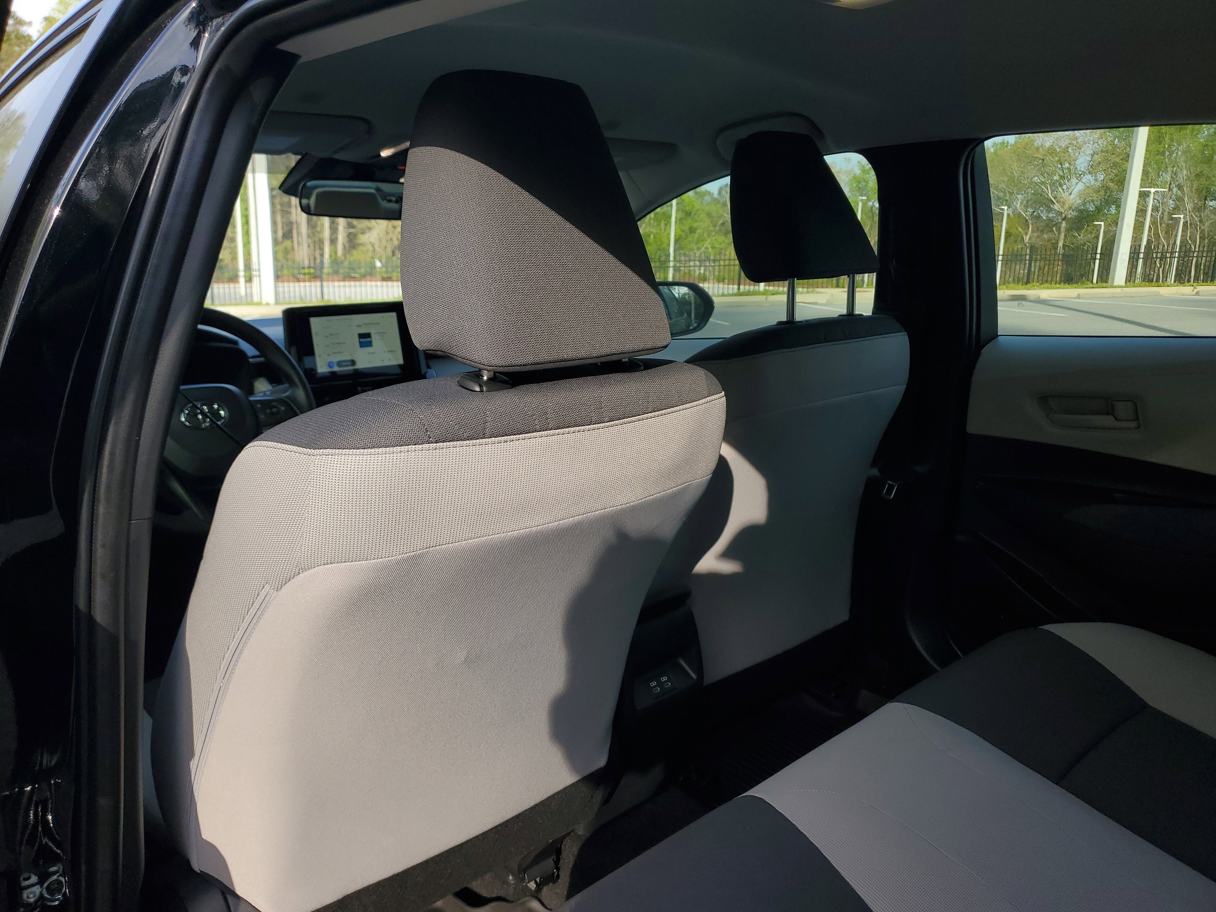 Used 2026 Toyota Corolla LE image 9