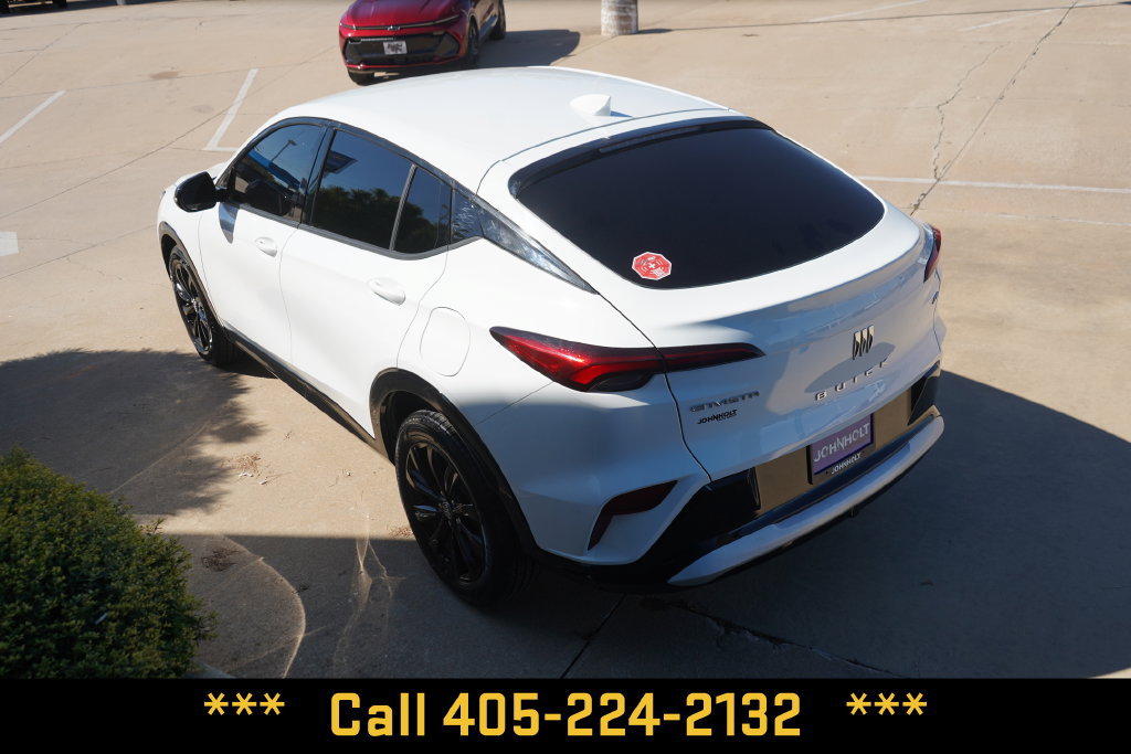Used 2024 Buick Envista Sport Touring w/ Convenience II Package FWD image 12