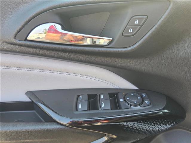 New 2026 Chevrolet Trax LT w/ Sunroof Package FWD image 25