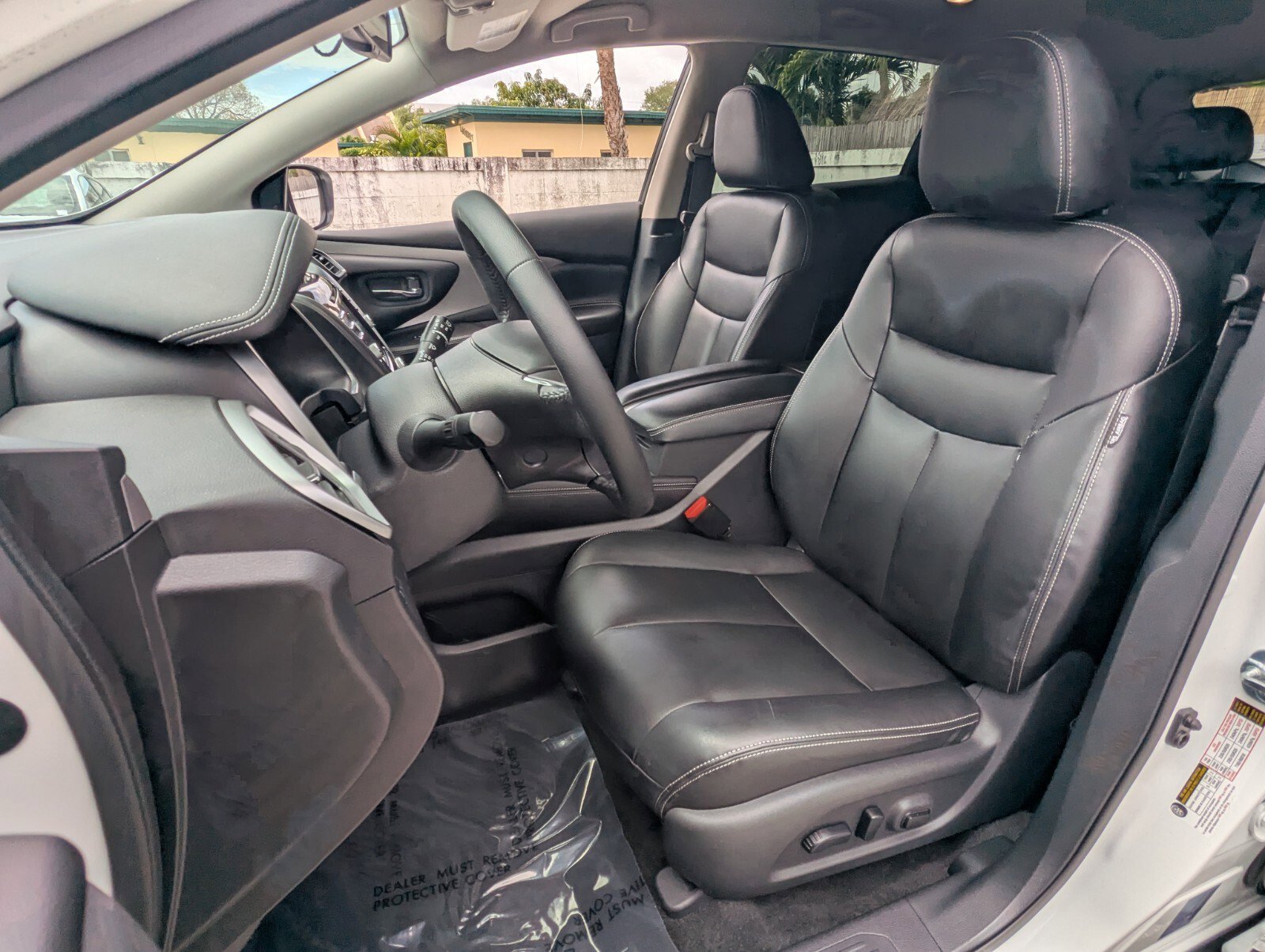 Certified 2024 Nissan Murano SV w/ SV Midnight Edition Package FWD image 10