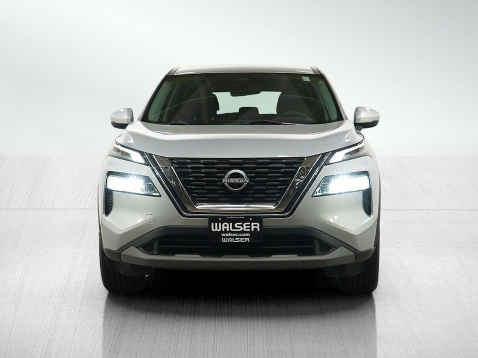 Used 2022 Nissan Rogue SV image 8