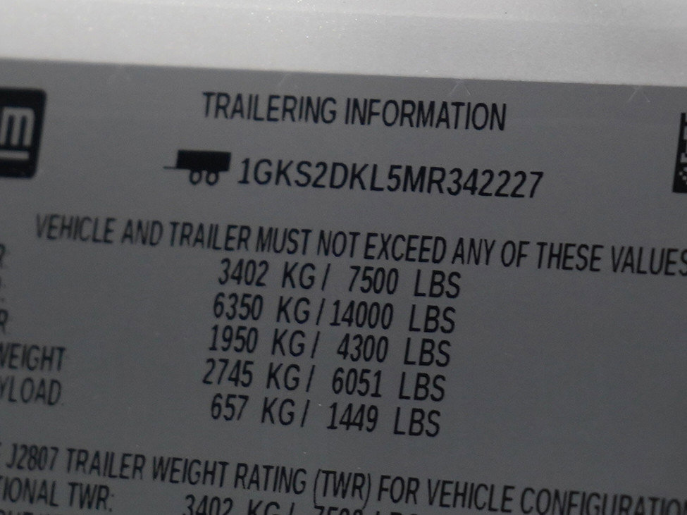 Used 2021 GMC Yukon Denali w/ Denali Premium Package image 32