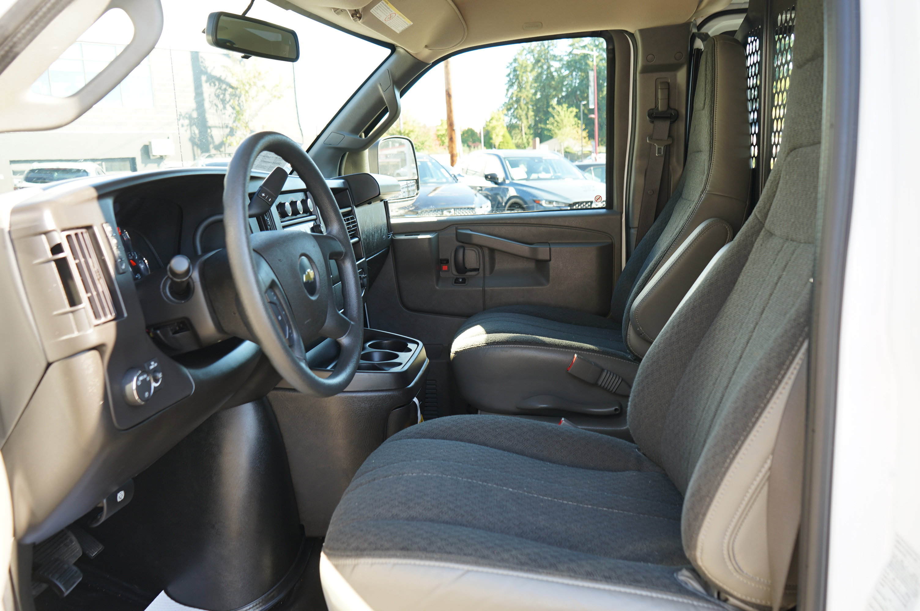 Used 2024 Chevrolet Express 2500 w/ Driver Convenience Package image 14