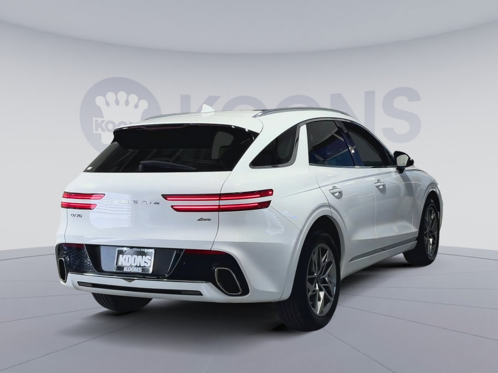Used 2024 Genesis GV70 2.5T w/ Select Package AWD/4WD image 11