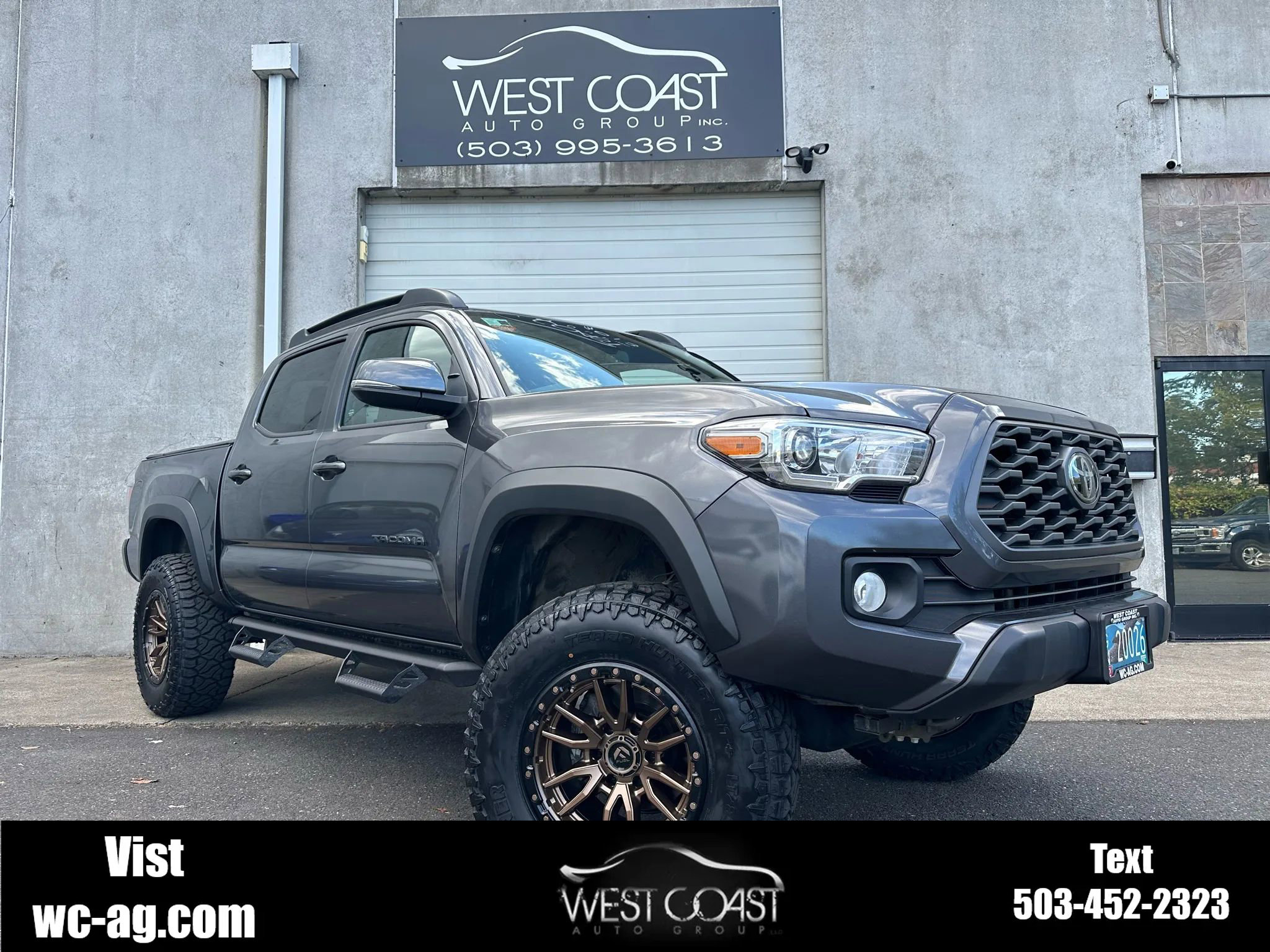 Used 2020 Toyota Tacoma TRD Off-Road w/ Technology Package image 1