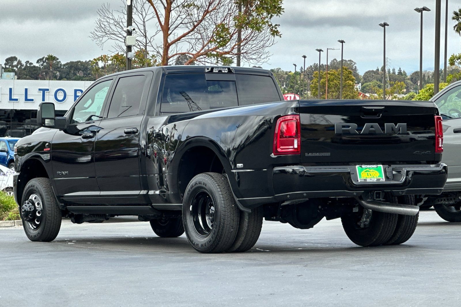 New 2026 RAM 3500 Laramie AWD/4WD image 6