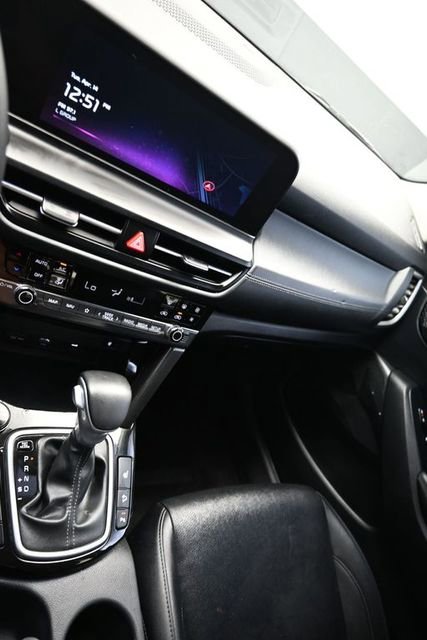 Used 2025 Kia Seltos EX FWD image 22