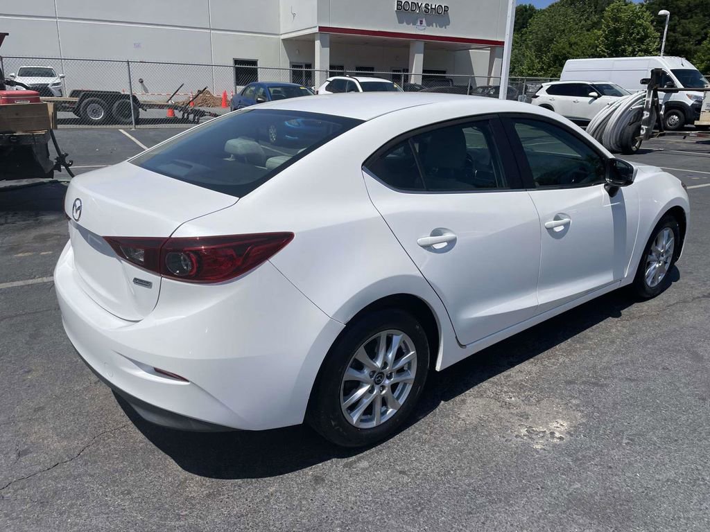 Used 2016 MAZDA MAZDA3 i Sport w/ Preferred Equipment Package FWD image 10