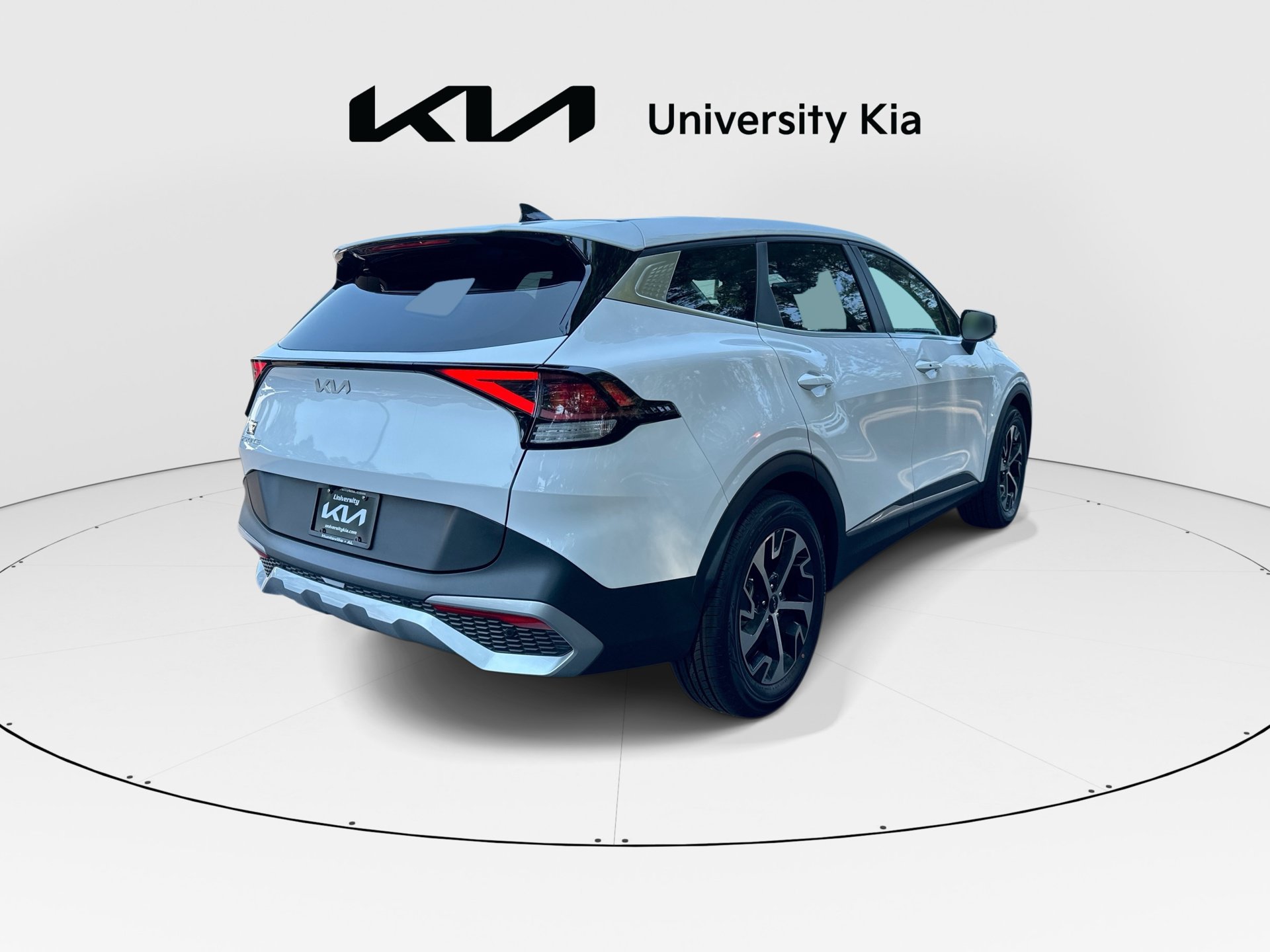 Used 2023 Kia Sportage EX FWD image 8