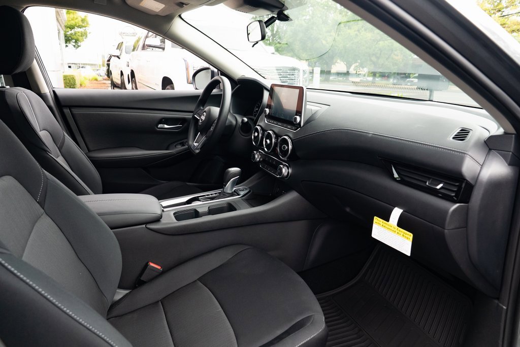New 2025 Nissan Sentra SV image 25