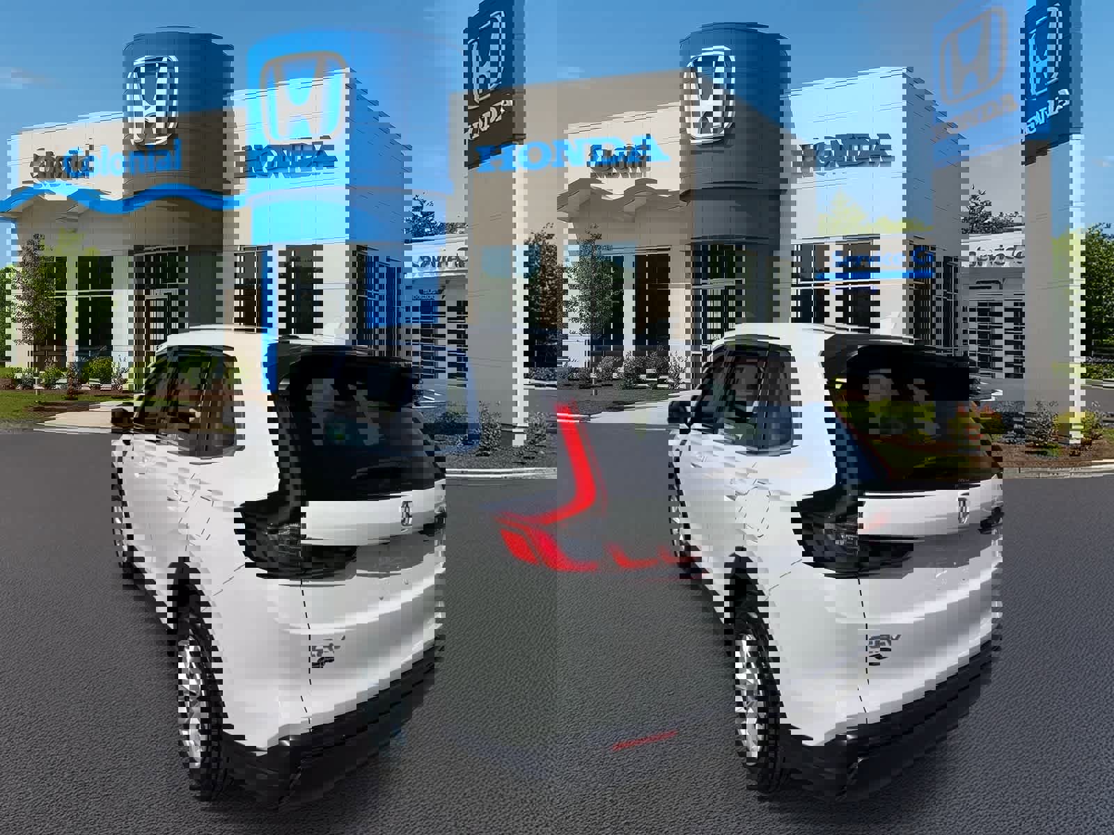 Used 2024 Honda CR-V LX image 4