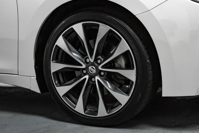 Used 2016 Nissan Maxima SR image 55