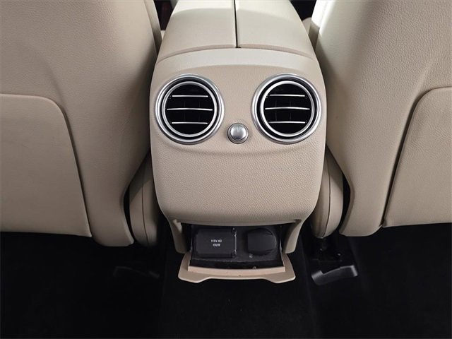 Used 2019 Mercedes-Benz GLC 300 4MATIC image 26