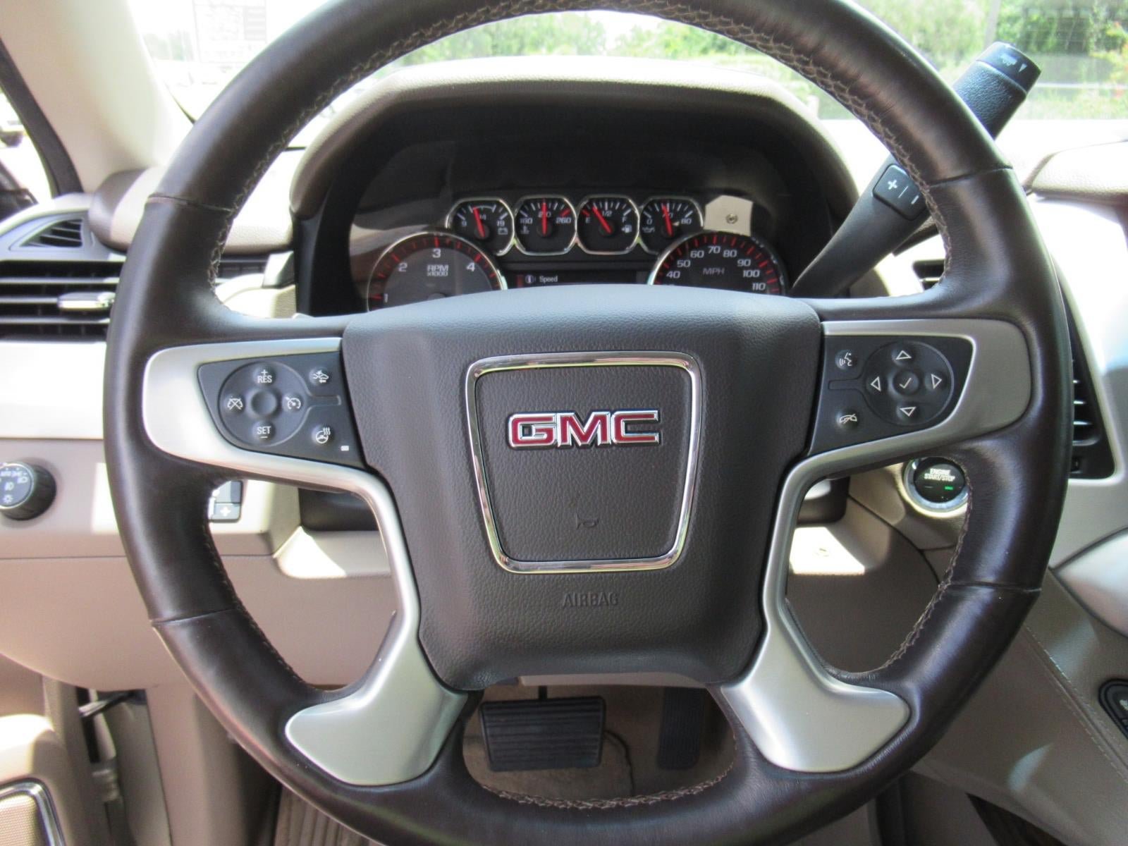 Used 2015 GMC Yukon XL SLT w/ HD Trailering Package RWD image 24