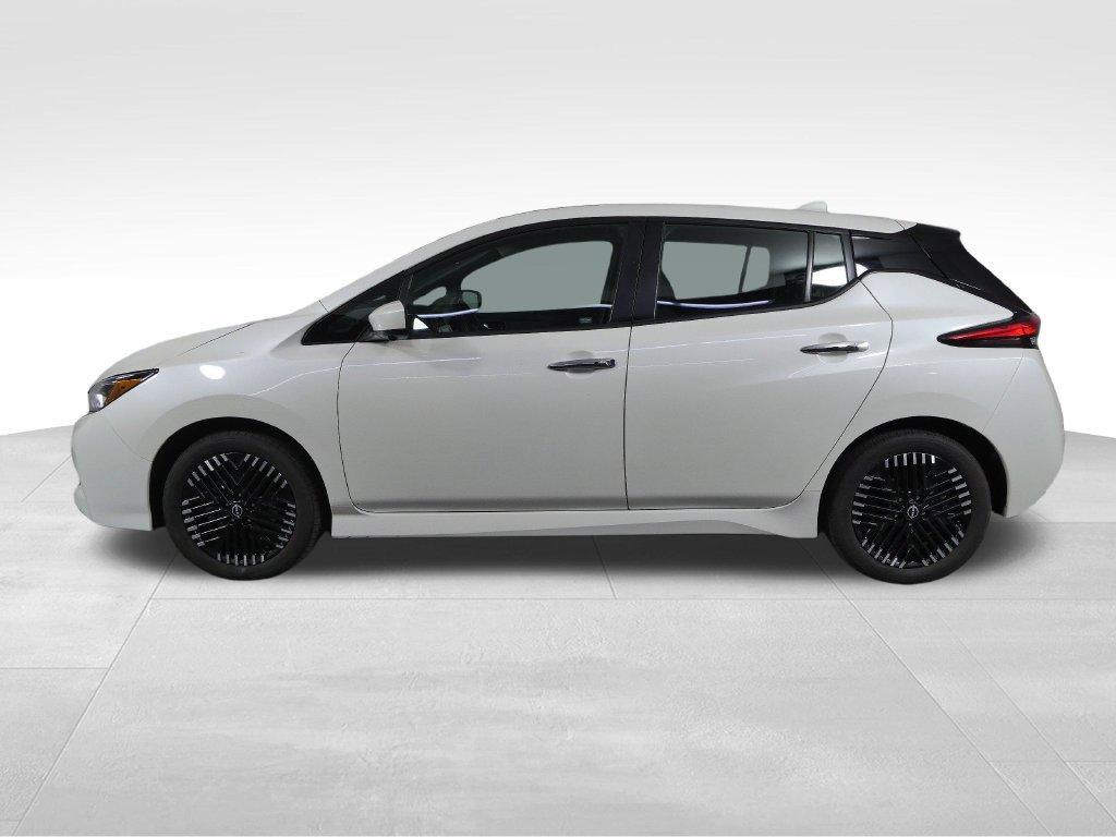 Used 2023 Nissan Leaf SV Plus FWD image 6