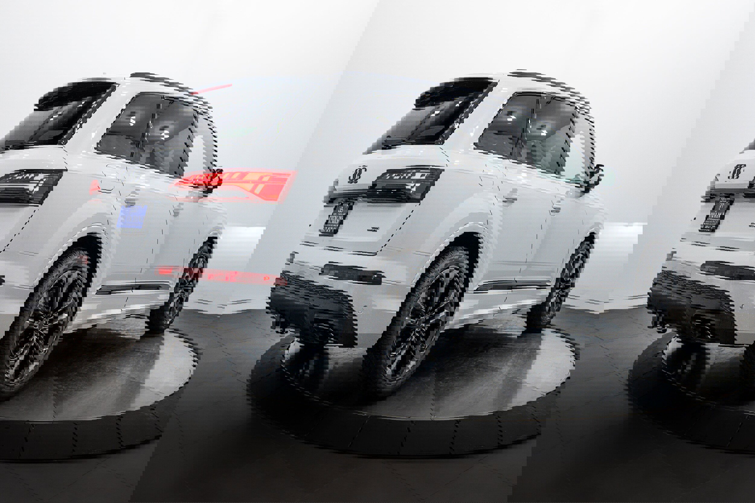 New 2026 Audi Q7 3.0T Premium Plus image 4