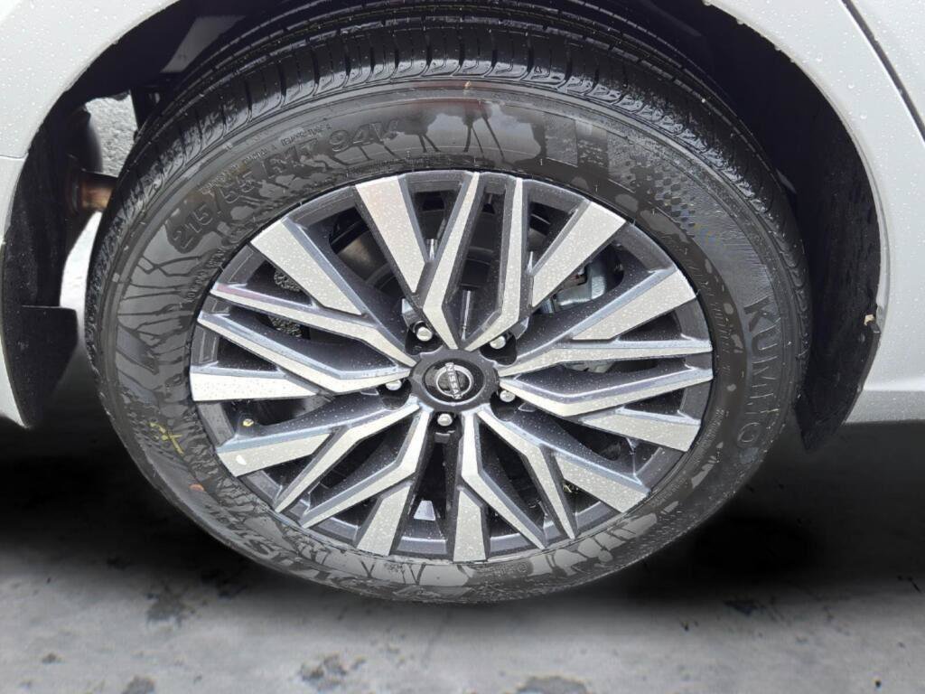 New 2026 Nissan Altima 2.5 SV AWD/4WD image 9