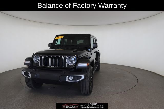 Used 2025 Jeep Wrangler Unlimited Sahara image 32