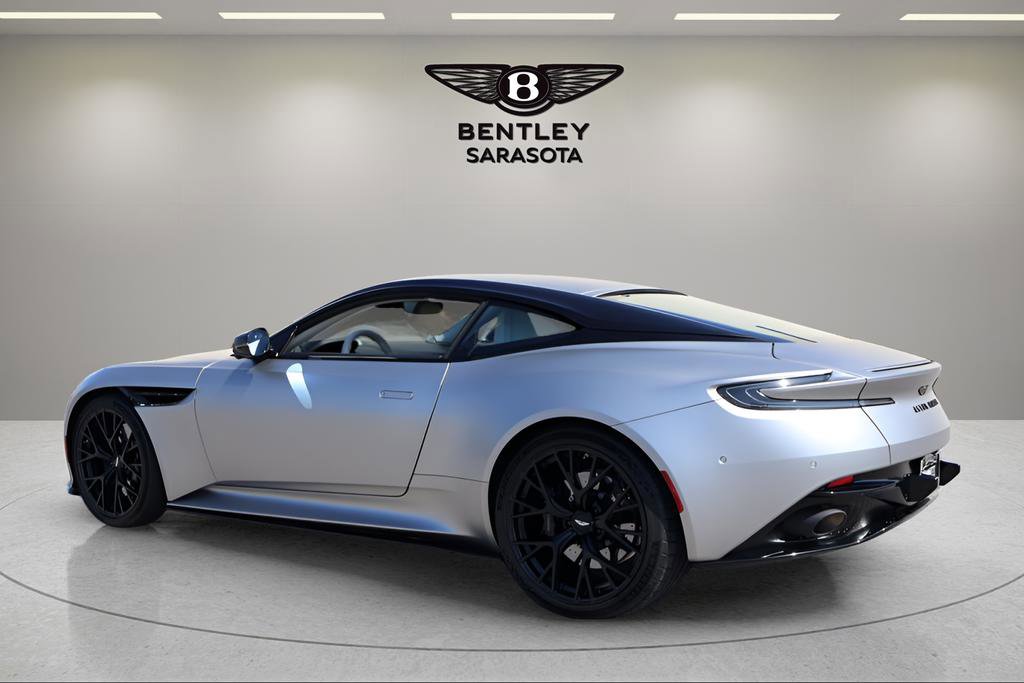 Used 2025 Aston Martin DB12 Coupe image 7