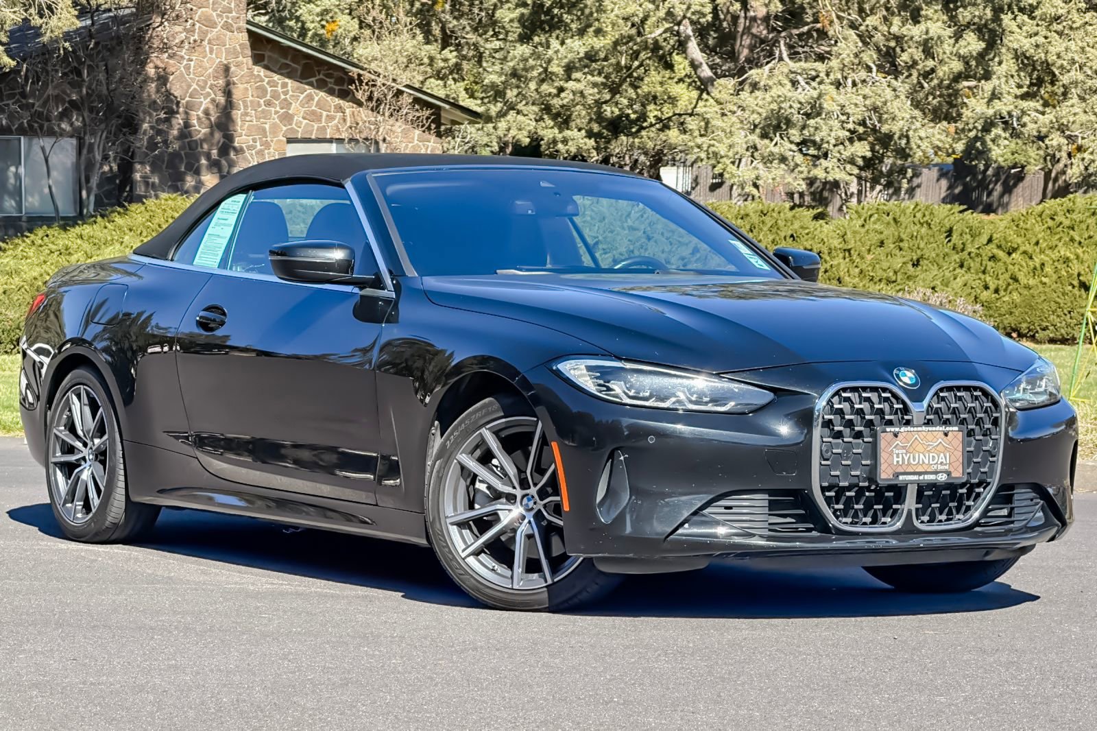 Used 2024 BMW 430i Convertible image 11