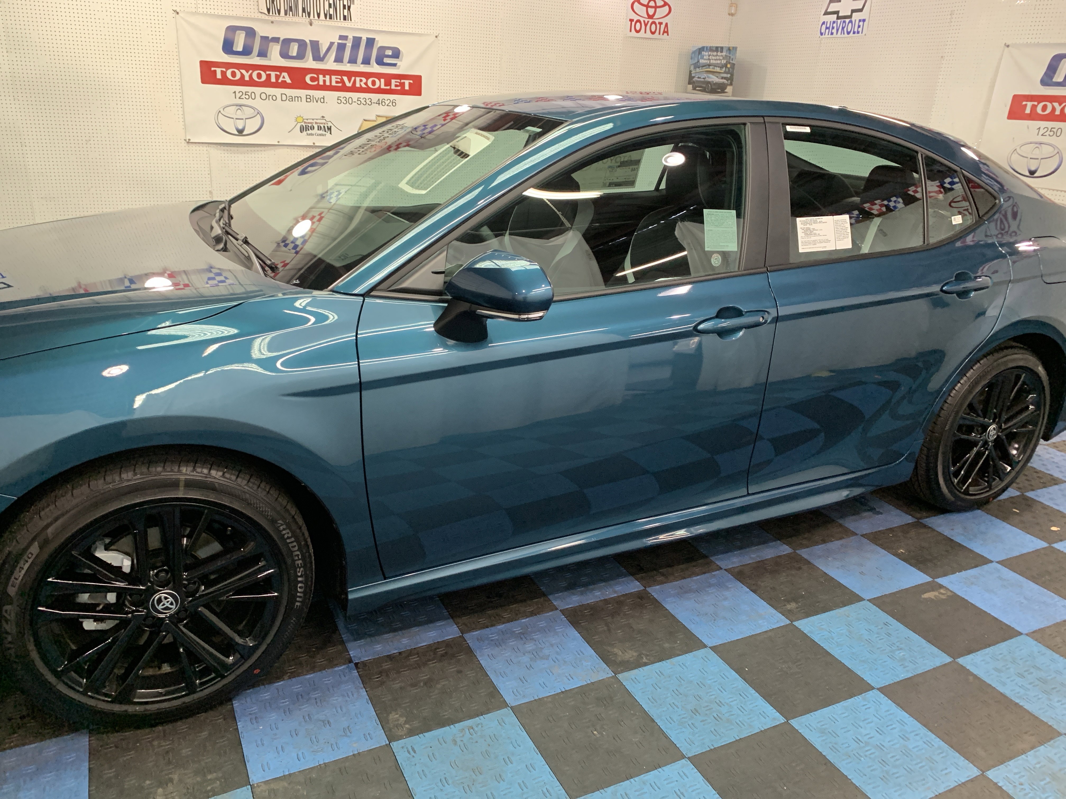 New 2026 Toyota Camry SE w/ Convenience Package image 2