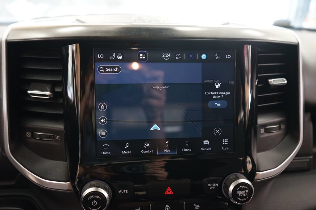 Used 2022 RAM 1500 Big Horn AWD/4WD image 8