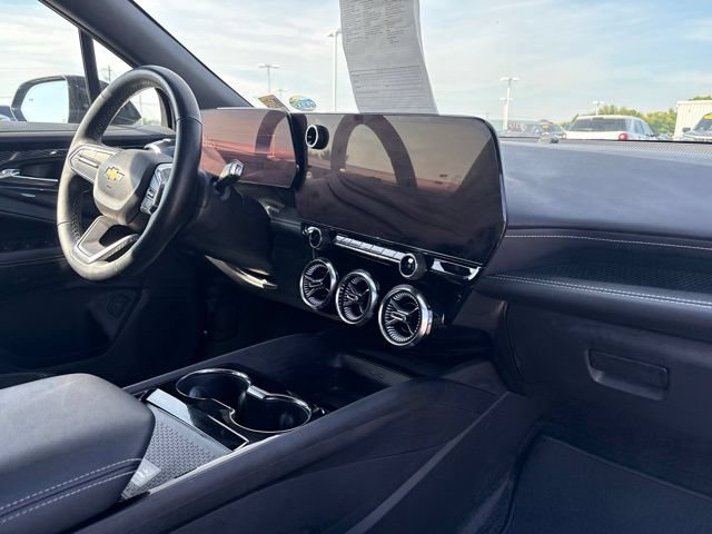 Used 2024 Chevrolet Blazer EV LT AWD/4WD image 37