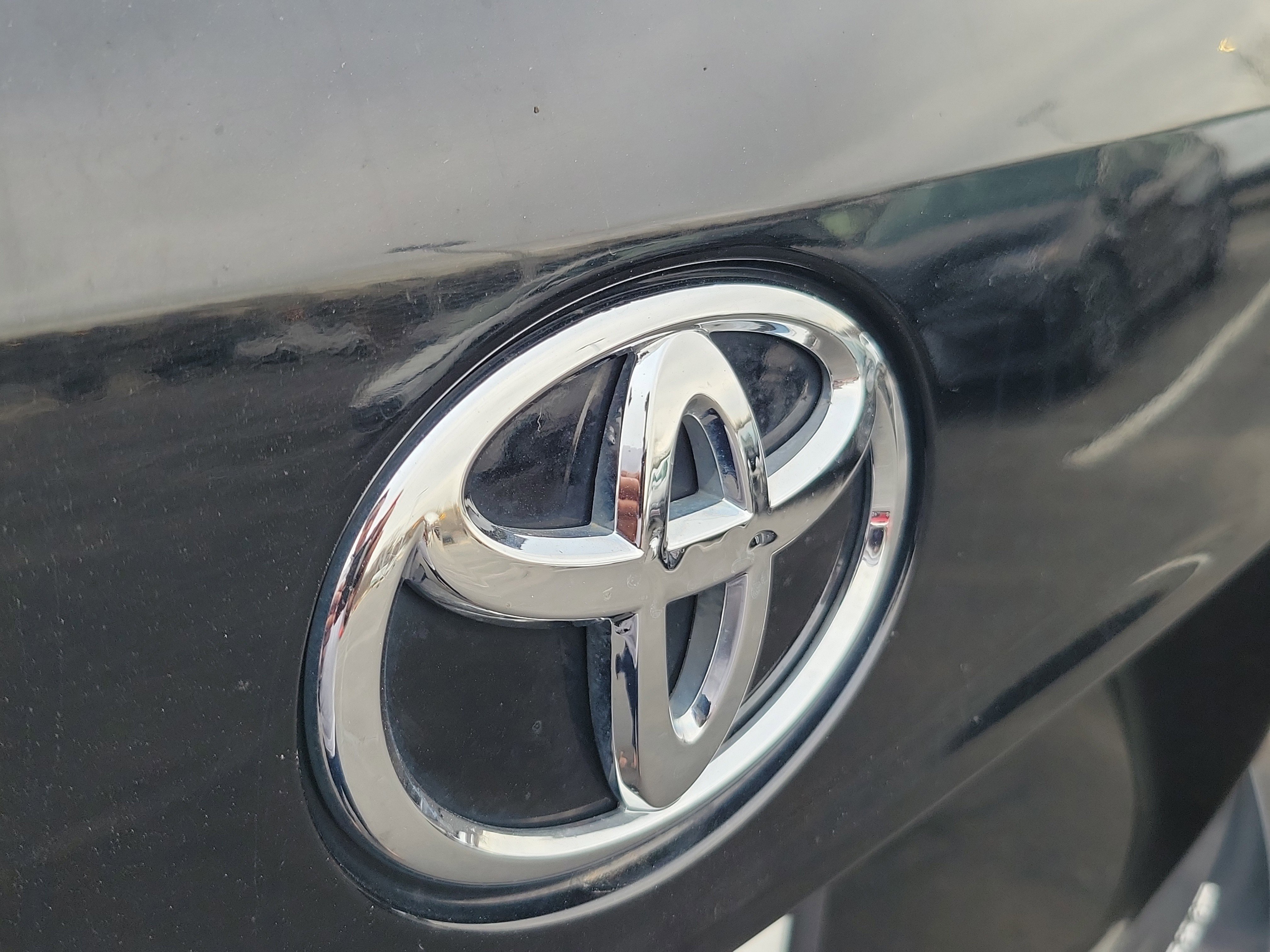 Certified 2020 Toyota Highlander LE image 8