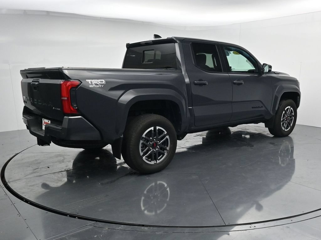 Used 2024 Toyota Tacoma TRD Sport w/ TRD Sport Upgrade Package AWD/4WD image 8