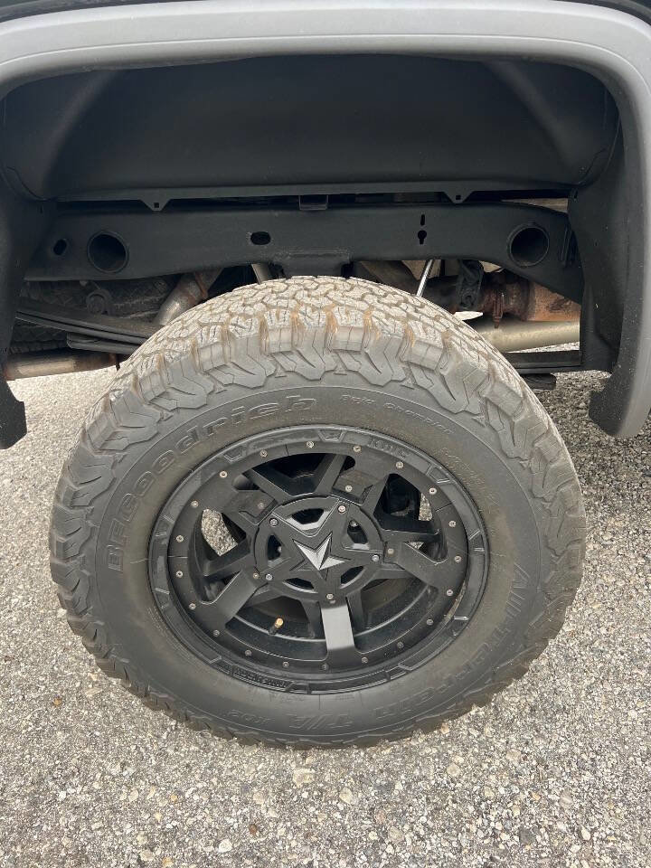 Used 2015 GMC Sierra 1500 Base 4x4 4dr Double Cab 6.5 ft w/ Sierra Convenience Package image 11