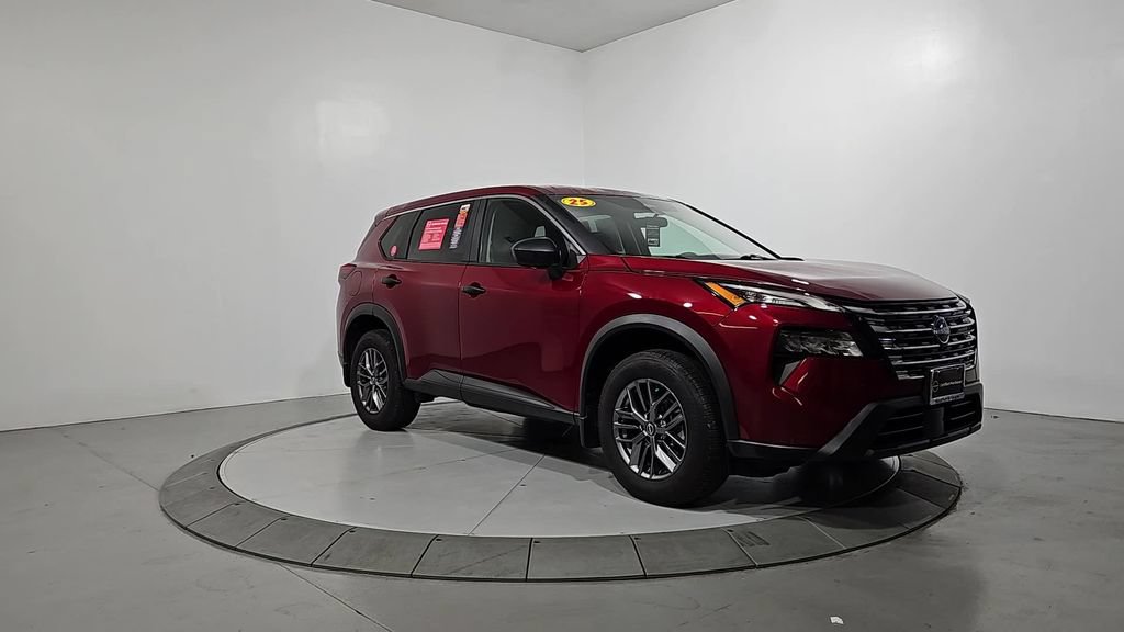 Certified 2025 Nissan Rogue S AWD/4WD image 9